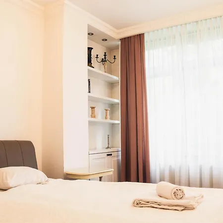 Engadin Spacious And Central 2Bdr Apartment